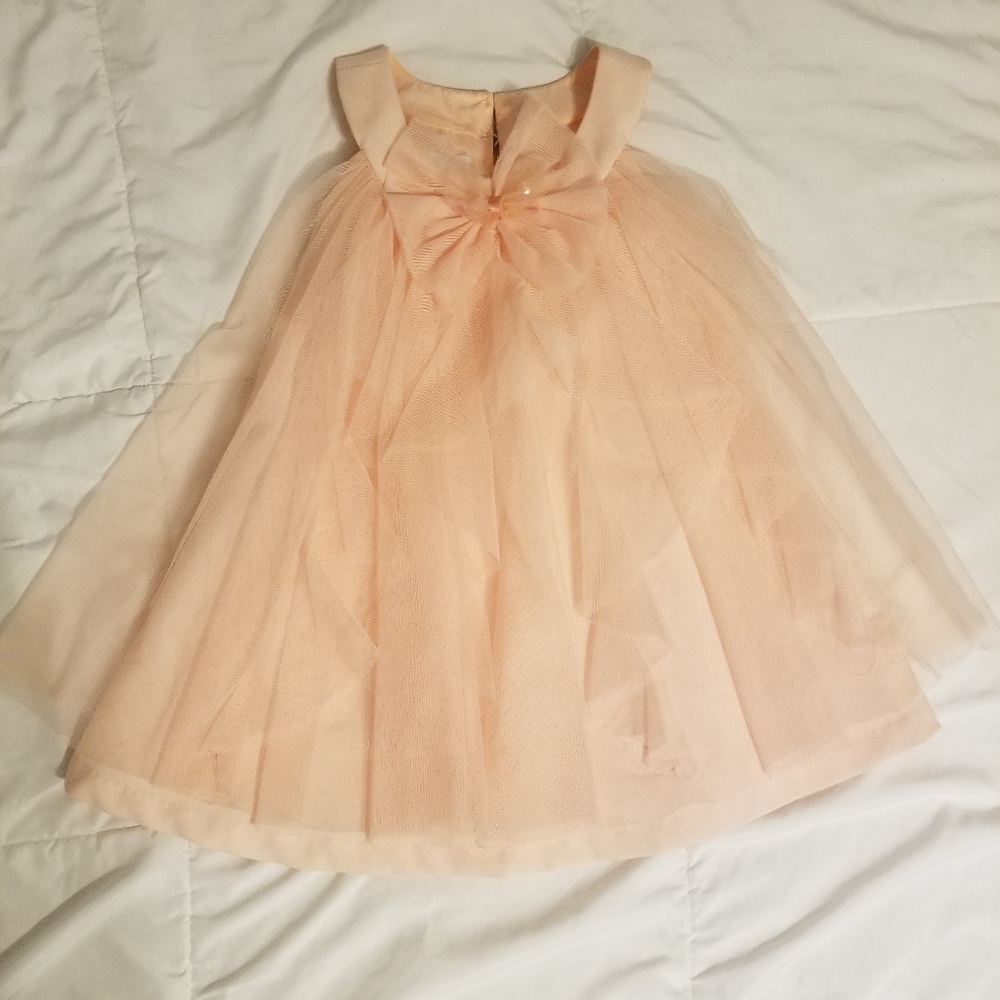Toddler gorgeous peach dress.